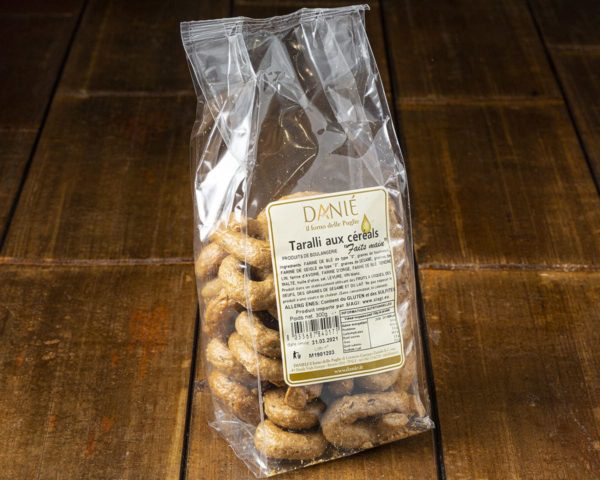 Taralli : pommes de terre et romarin, oignons et raisins secs